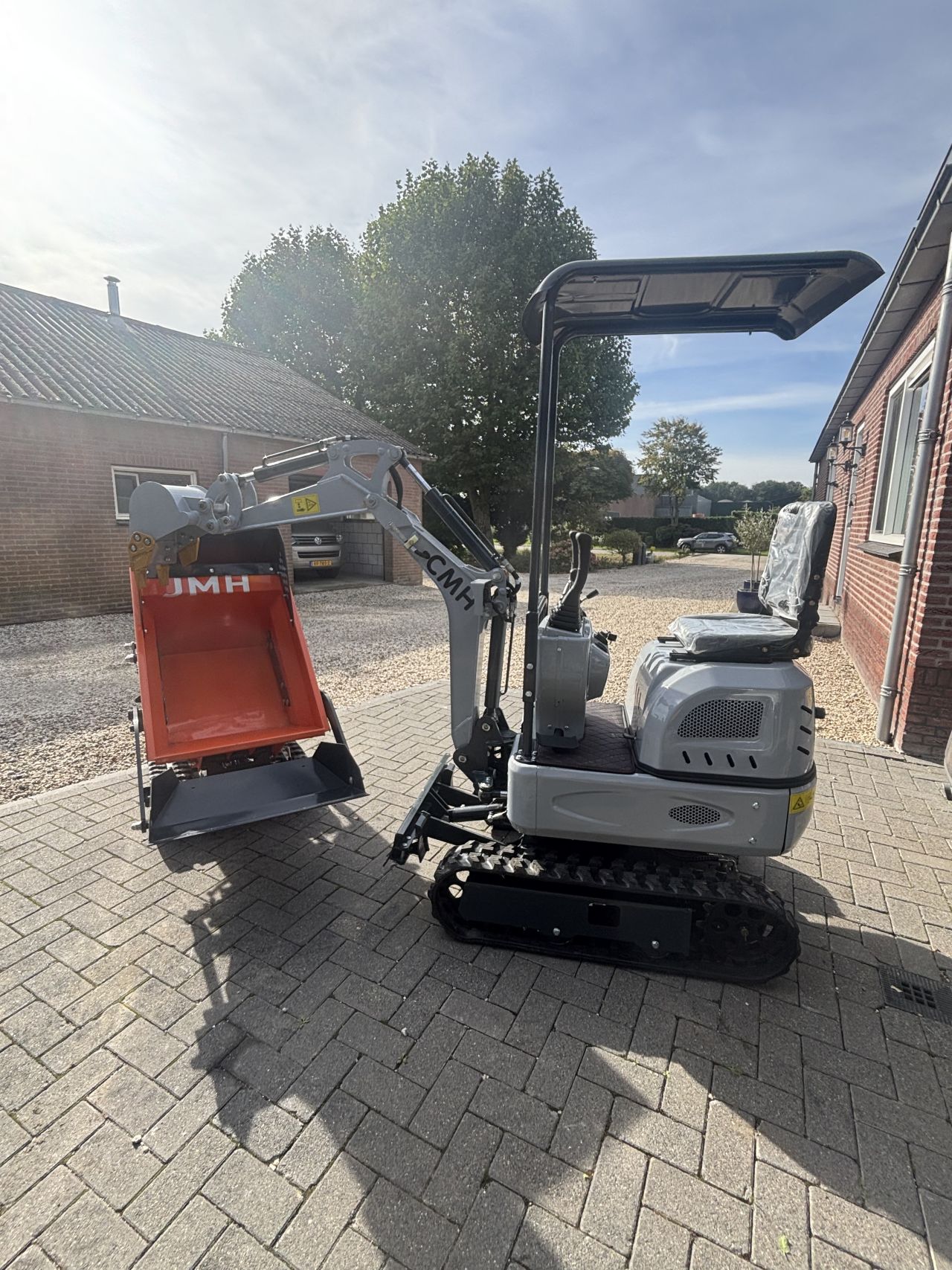 Minigraver Rupsdumper Cmh JMH graafmachine