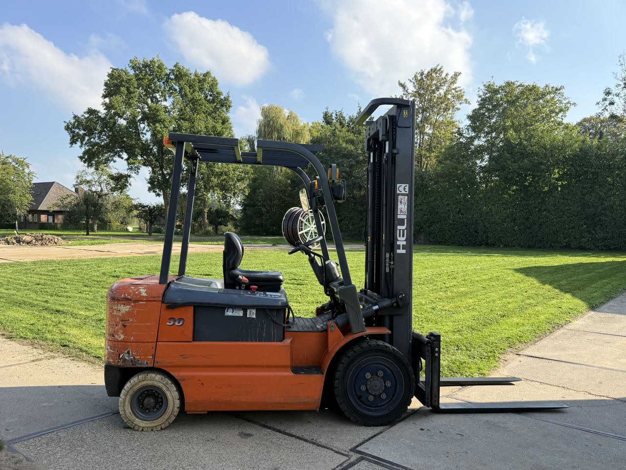 Heli 3000KG elektrisch triplo 5.4M freelift Sideshift 1800uur!!