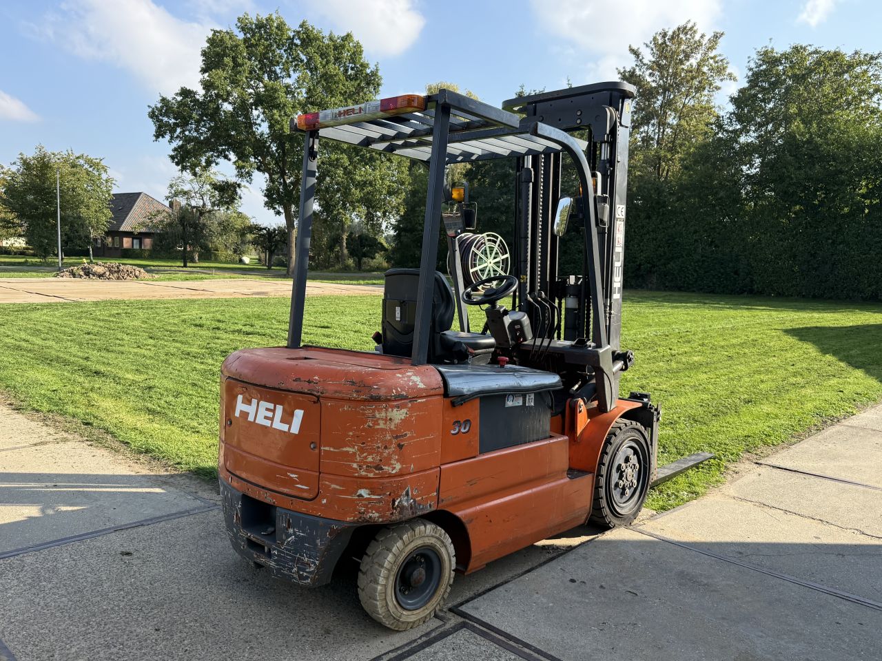 Heli 3000KG elektrisch triplo 5.4M freelift Sideshift 1800uur!!
