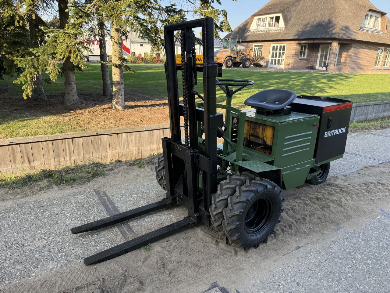 Britruck diesel Ruwterrein heftruck