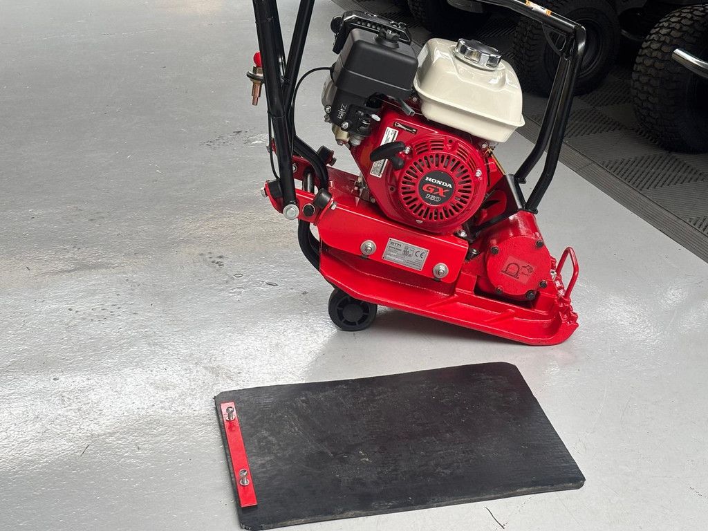 Honda Trilplaat incl. Rubbermat en wielstel trilmachine