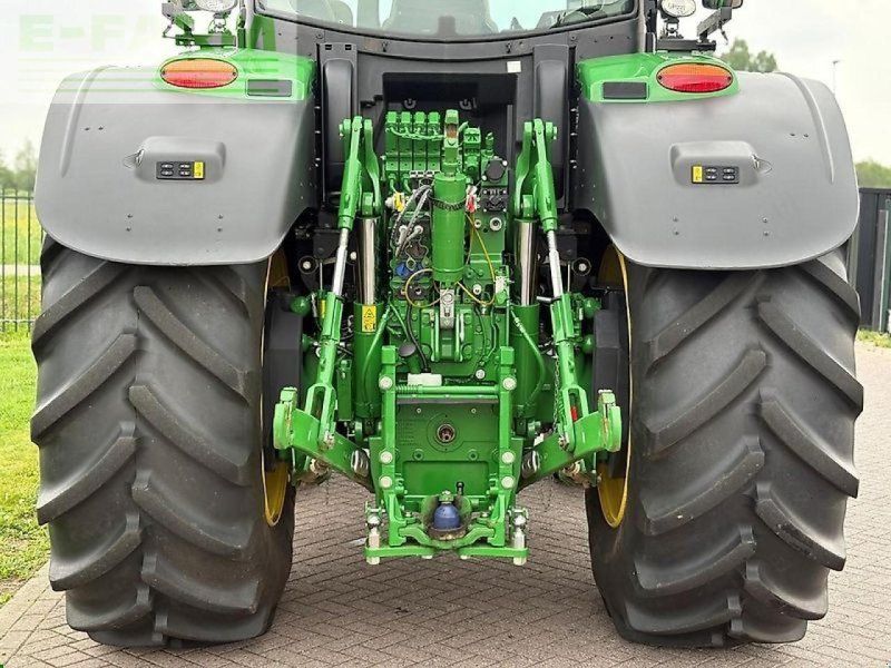John Deere 6r 250