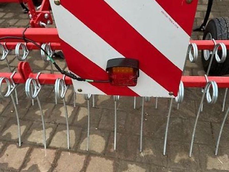 Biostar / Reihen 2 Striegel