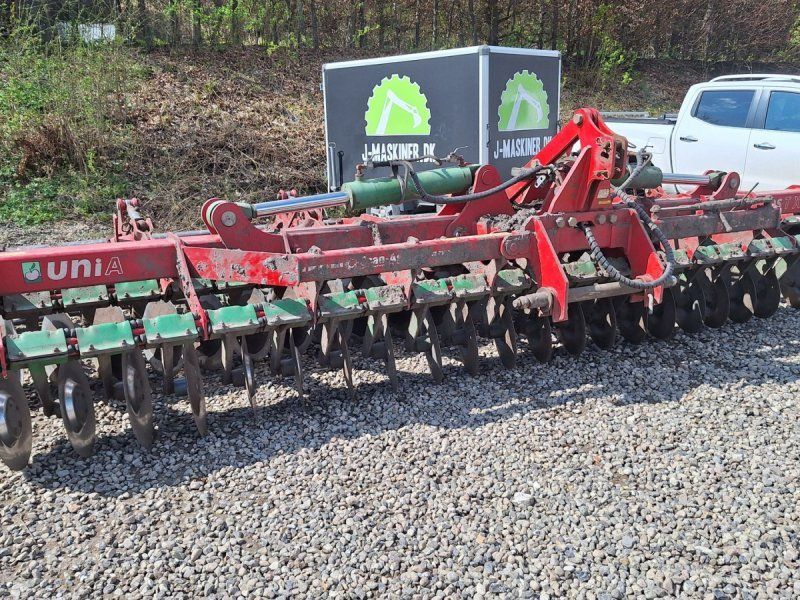 Unia Ares XL 600