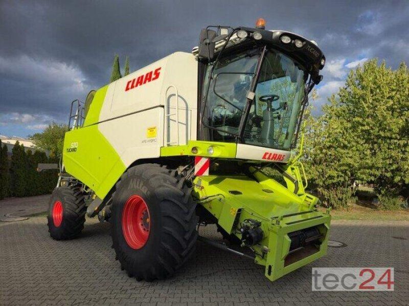 Claas Tucano 570