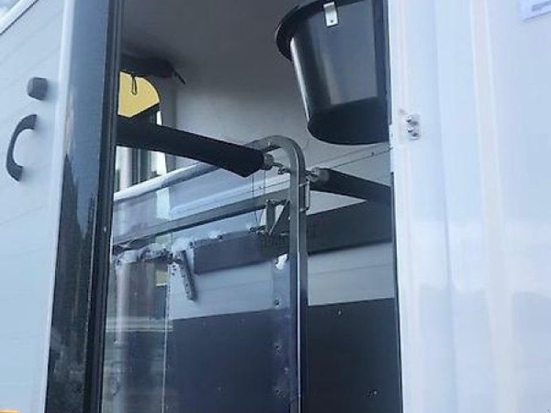 Humbaur Pegasus PRO 2-Pferd !! 2,4t SK DS