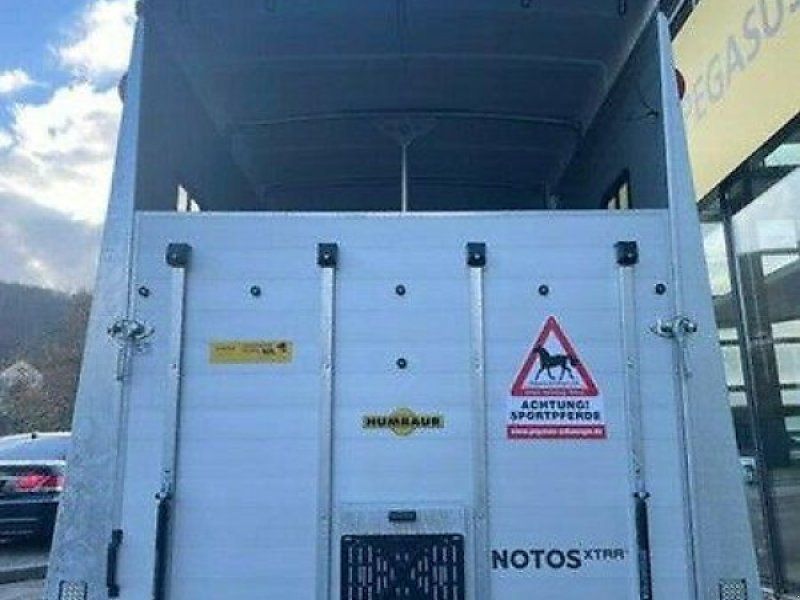 Humbaur * NOTOS X-TRA UP* ALUBODEN SK 2,7to Pferde