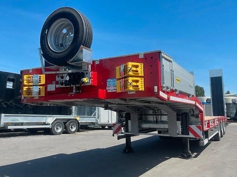 Humbaur HTS 30K Schwerlast Sattelauflieger Tieflader  verzinkt