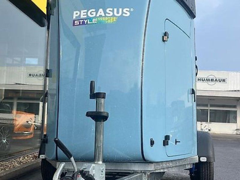 Humbaur Pegasus Style 2-Pferde 2,4t Neu Vollpoly