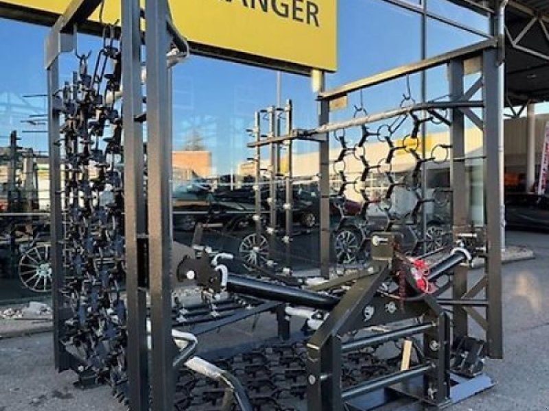 Wiesenschleppe 6m 4-reihig mit Striegel 2026 hydr. klappbar