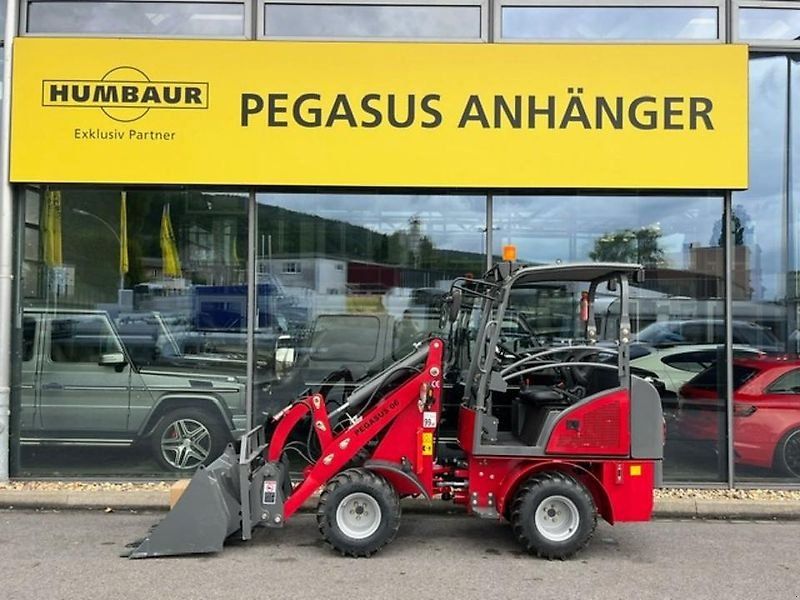 Kima Pegasus 06 Hoflader  Hoftruck  Knicklenker