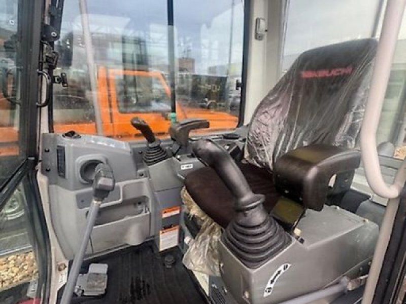 Takeuchi TB235 Kompaktbagger Schnellwechsler
