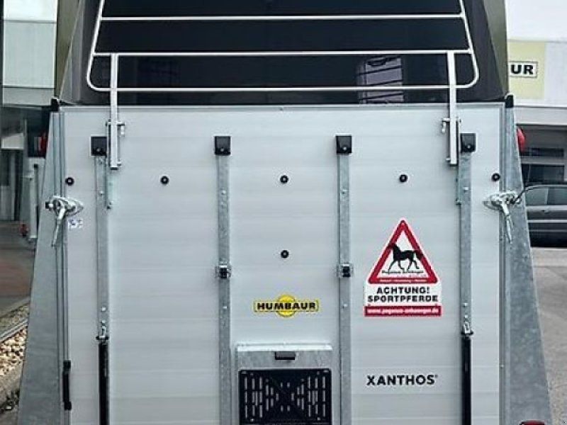 Humbaur Xanthos 2-Pferde 2,4t. SK DS