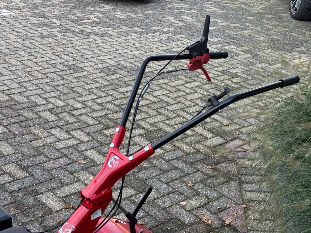 Honda Rtt2 tuinfrees grondfrees izgs met honda motor