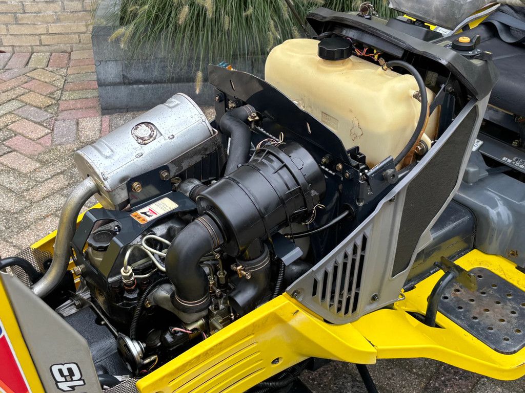 Iseki TC13 Minitractor incl. Freesmachine frees diesel tractortje
