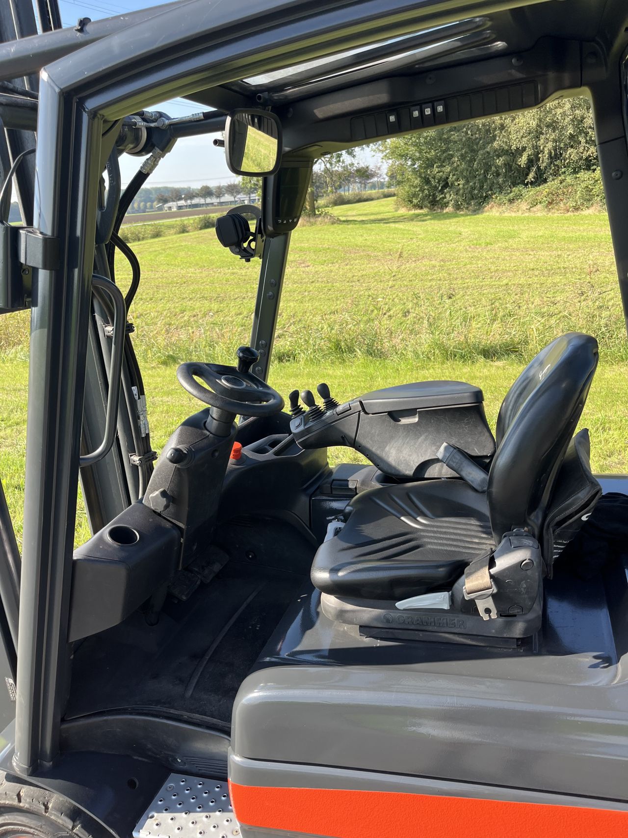 Linde E30-01 elektrische heftruck triplo sideshift 2338 uur!
