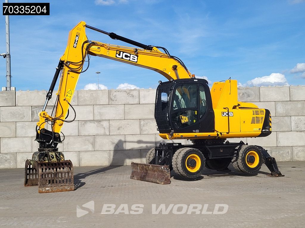 JCB JS175 W Lift Cabin