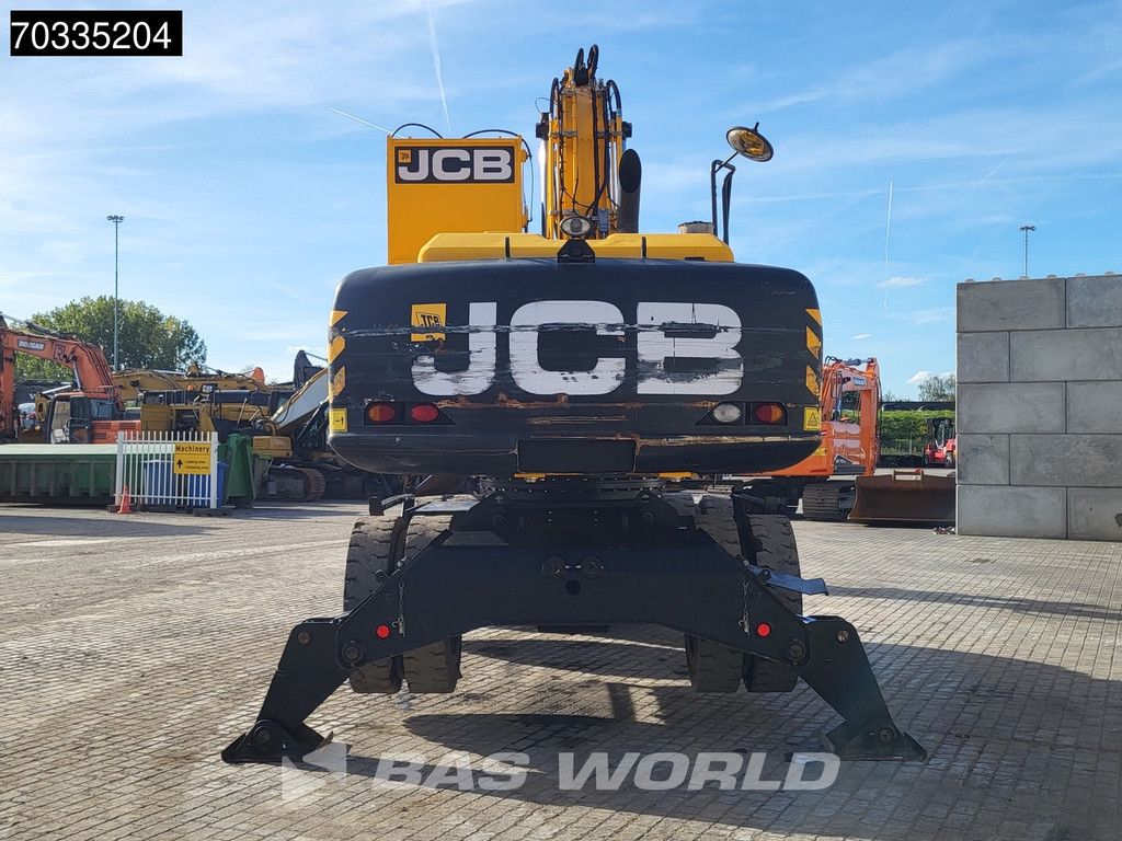JCB JS175 W Lift Cabin