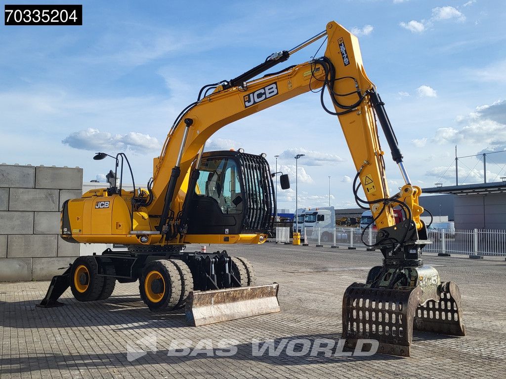 JCB JS175 W Lift Cabin