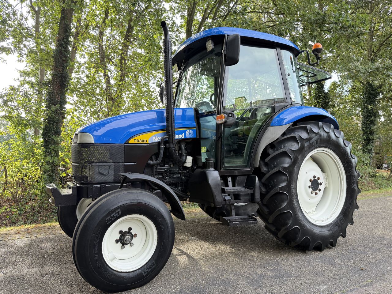 New Holland TD80D 2WD