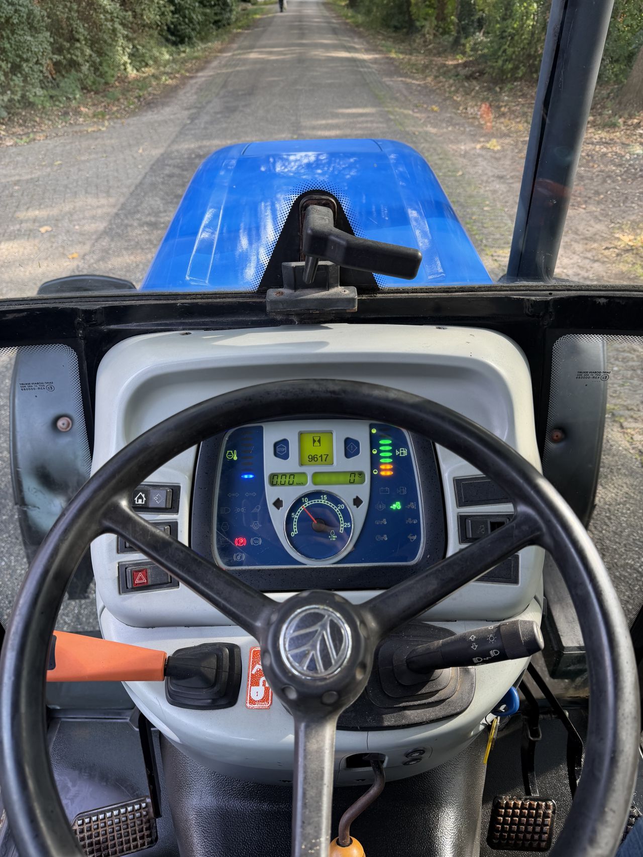 New Holland T4030F