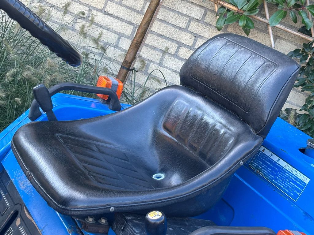 Iseki Landhope 135 gebruikte minitractor 3cil. met frees