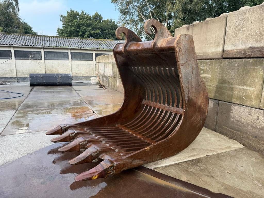 CW45 skeleton bucket/ Puinriek/ Gitterlöffel