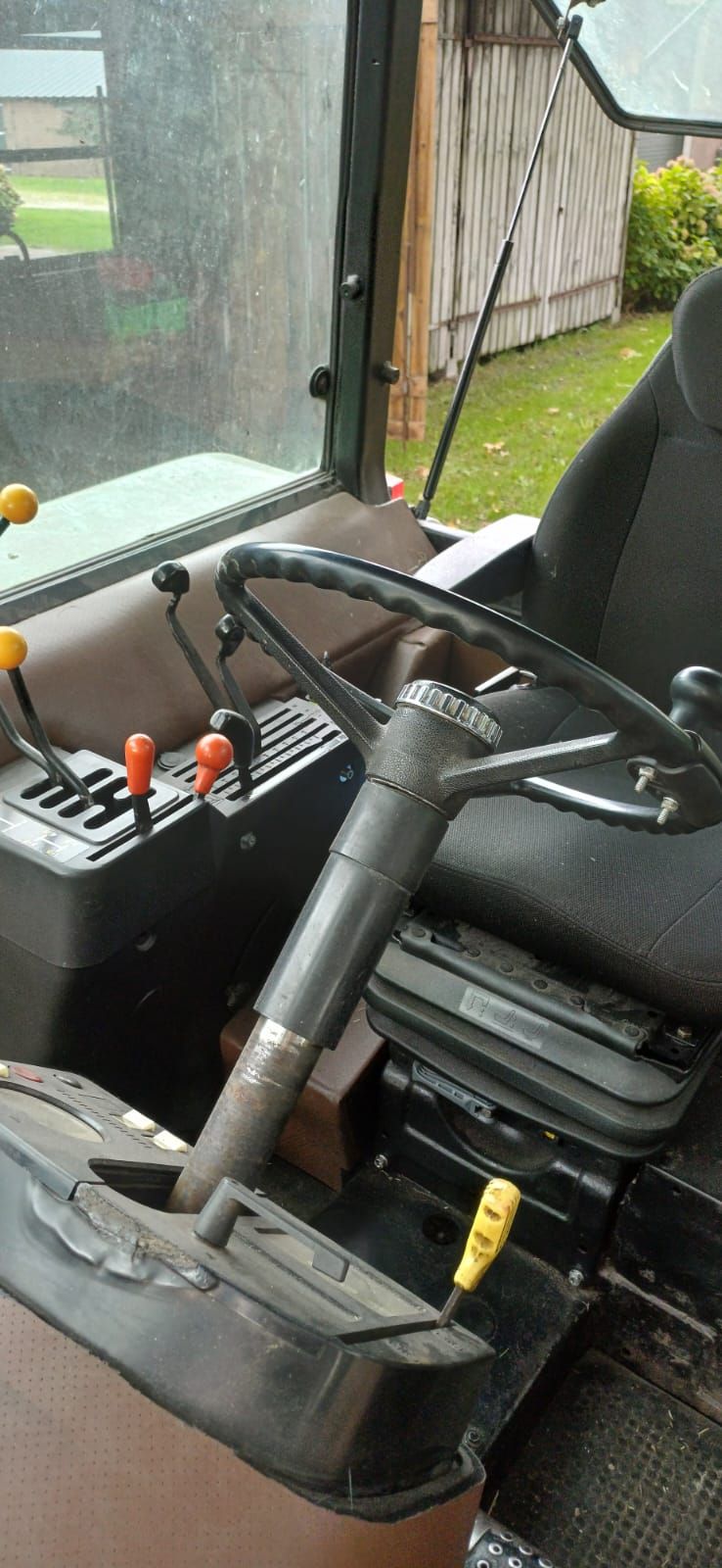 John Deere 2250