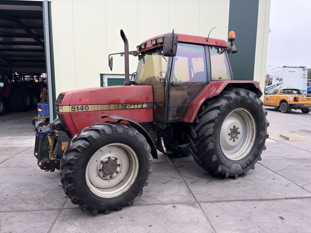 Case IH Maxxum 5100 6 cyl. Series
