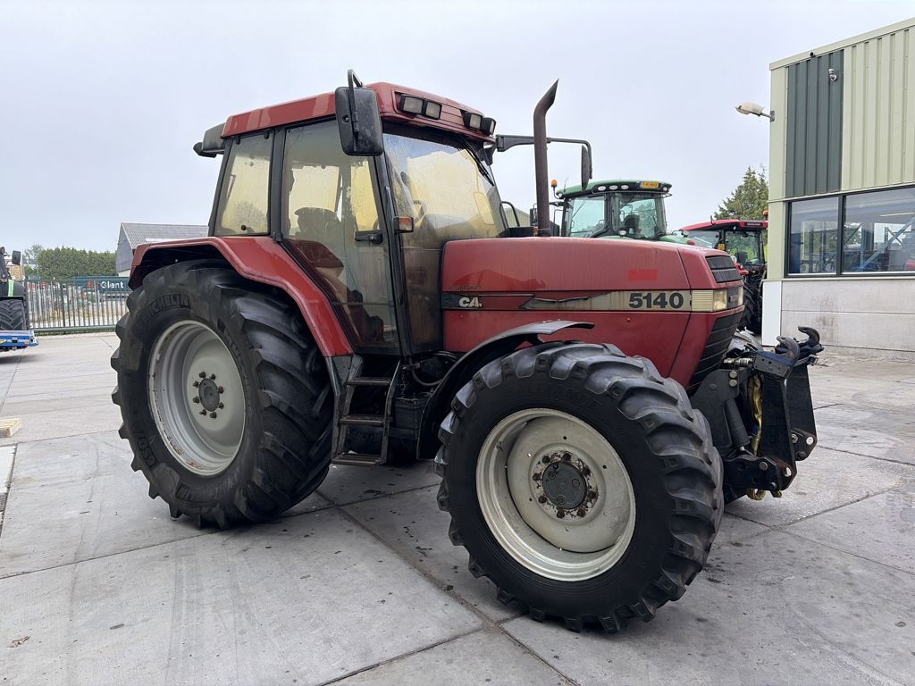 Case IH Maxxum 5100 6 cyl. Series