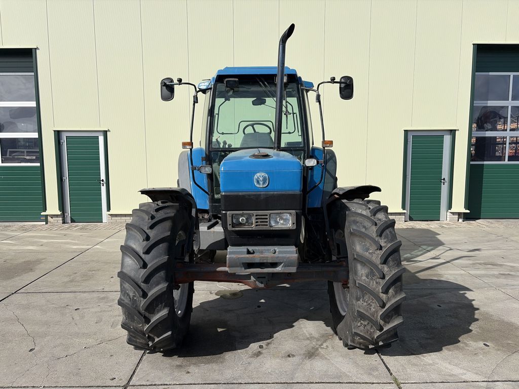 New Holland 8340 SLE
