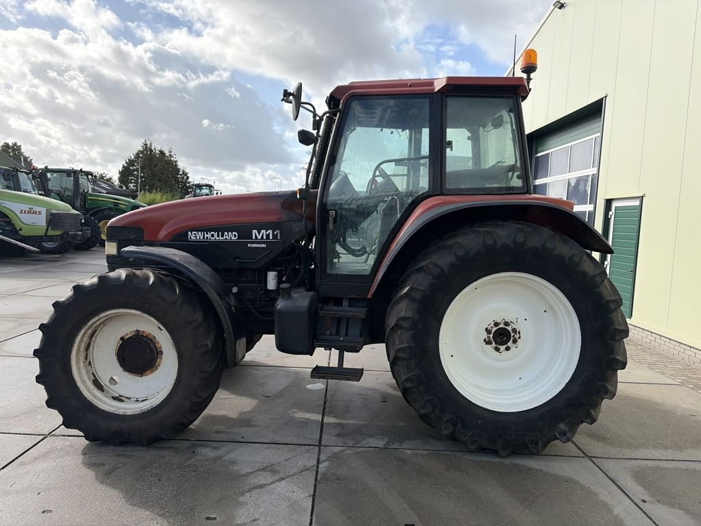 New Holland 8160