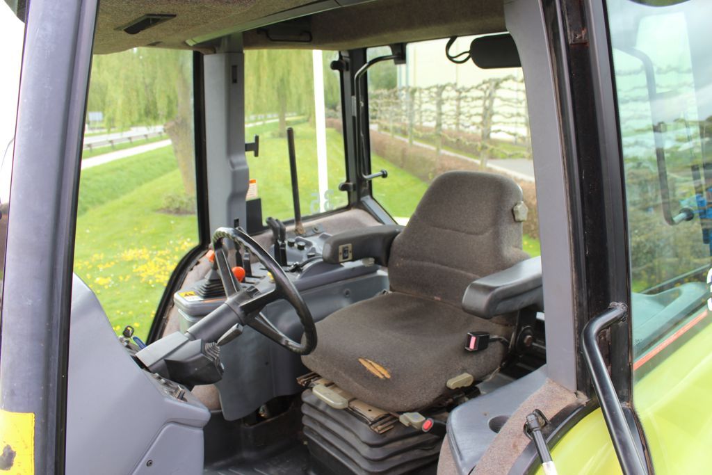 Claas Challenger 35