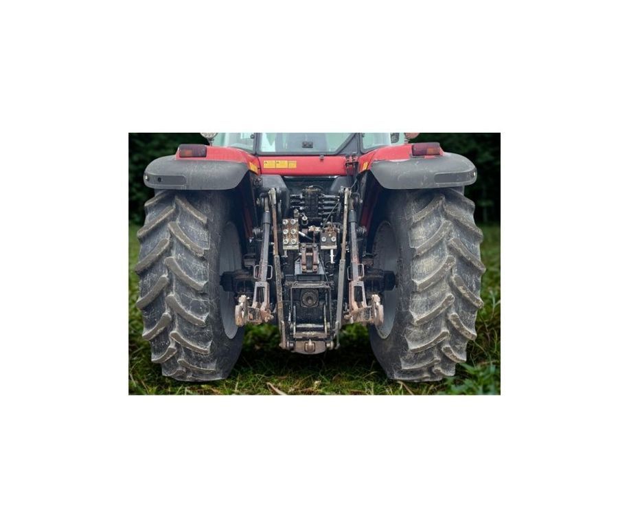Massey Ferguson 8240