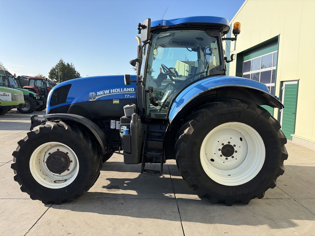 New Holland T7.210 PC