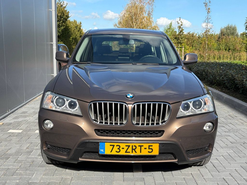 SUV BMW X3 xDrive20i Petrol 184hp 2013 (Margin)