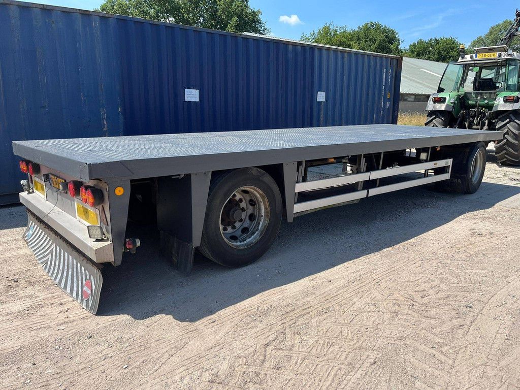 Flatbed-Sattelauflieger Cuppers 2002