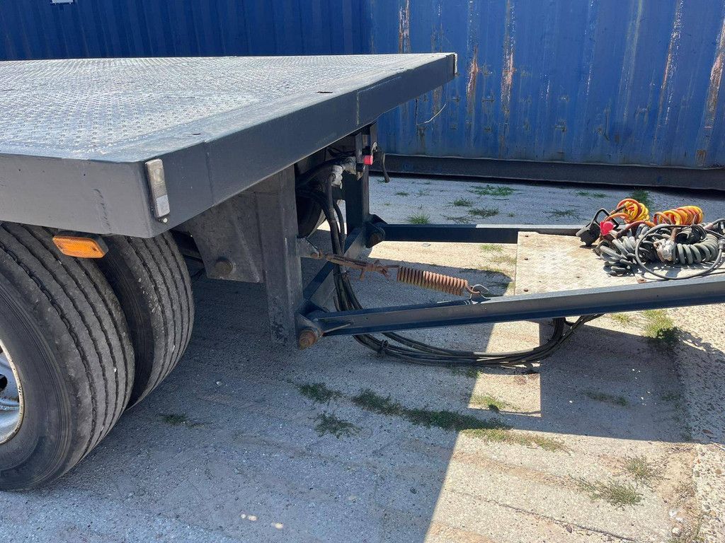 Flatbed-Sattelauflieger Cuppers 2002