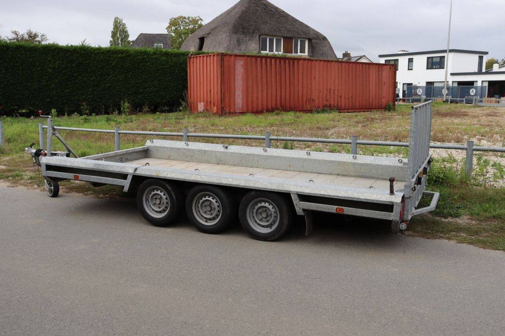 Machine transporter Hulco Terrax-3 3500kg 2019