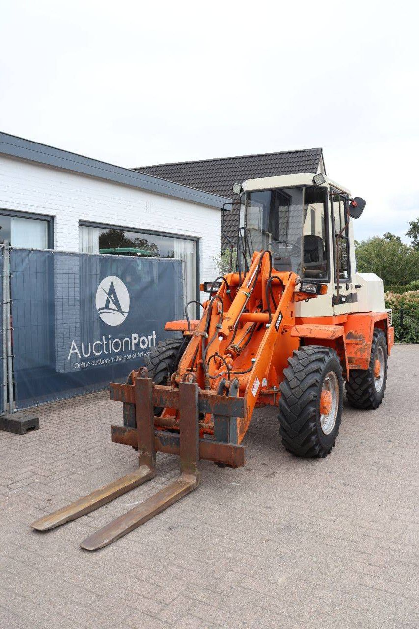 Wheel loader Schaeff SKL835 Diesel 44kW 1995