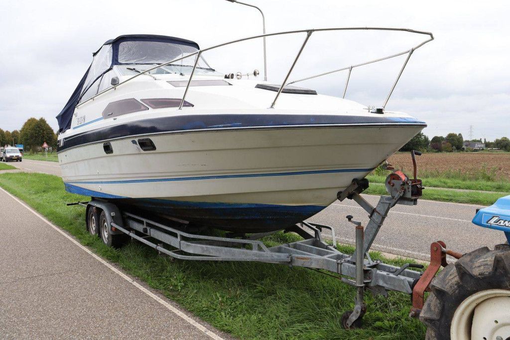 Speedboat Bayliner 91-23-YN Gasoline With Trailer Knott GmbH KF27