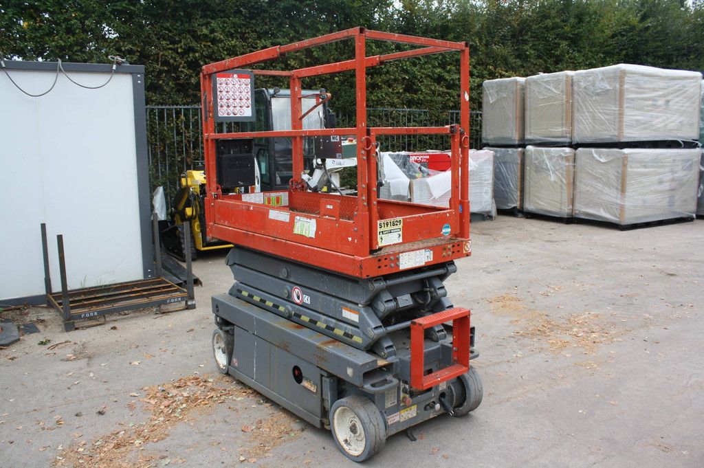 Skyjack SJ3219 Electric Scissor Lift 2014