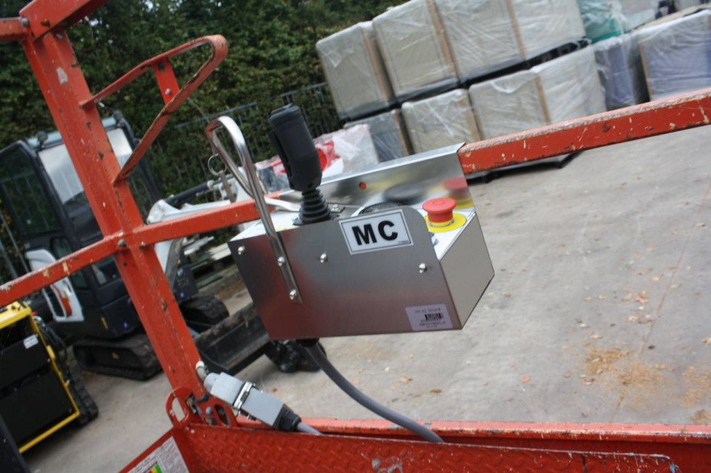 Skyjack SJ3219 Electric Scissor Lift 2014