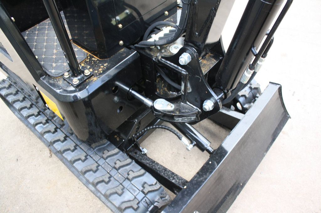 Mini Excavator Eagle EB14 Diesel 2026 New Demo
