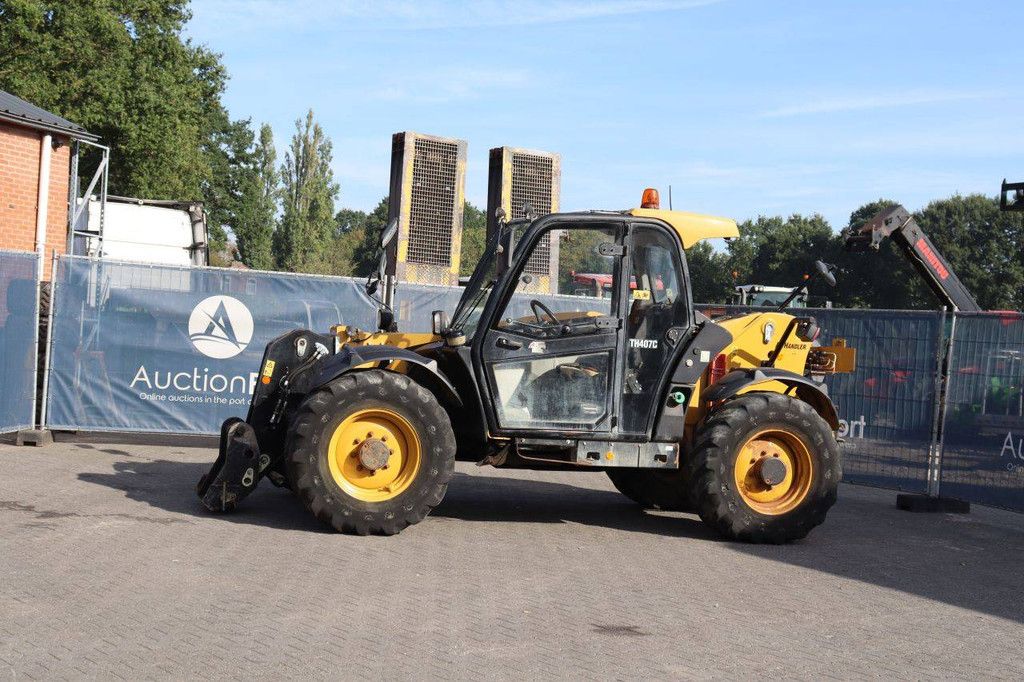 Caterpillar TH407C Diesel-Teleskoplader 3700 kg 7 m 2016