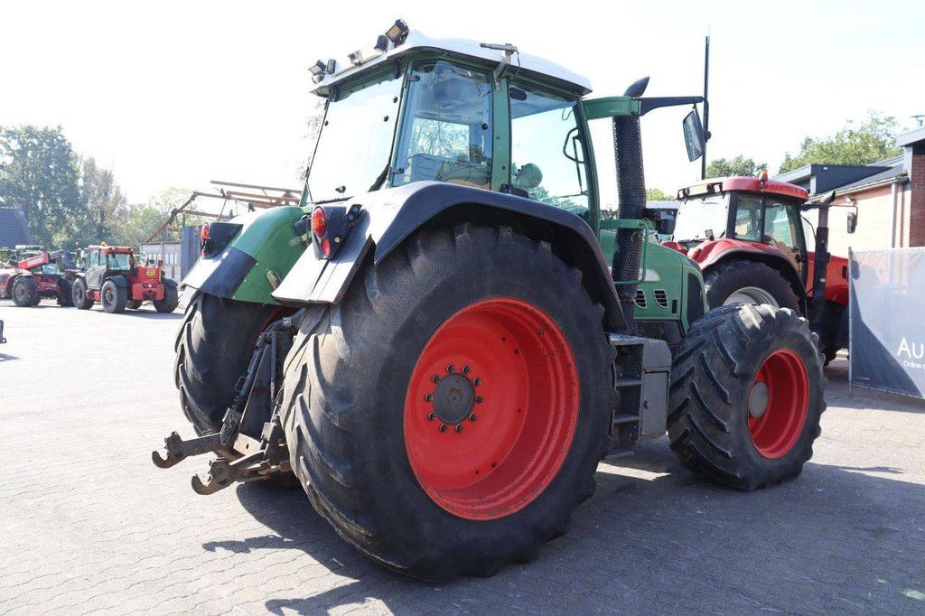 Tractor Fendt 820 Vario Diesel