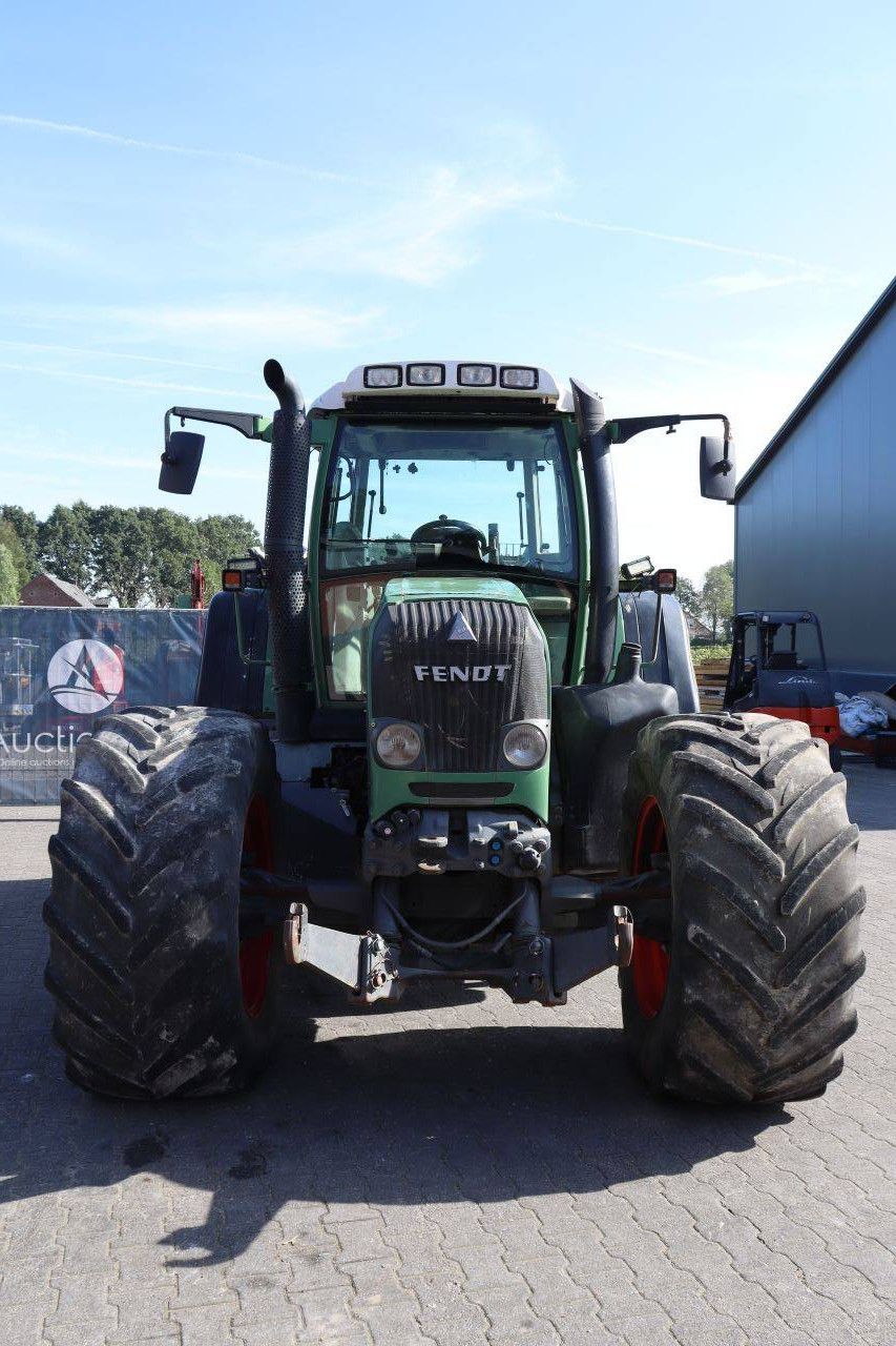 Tractor Fendt 820 Vario Diesel