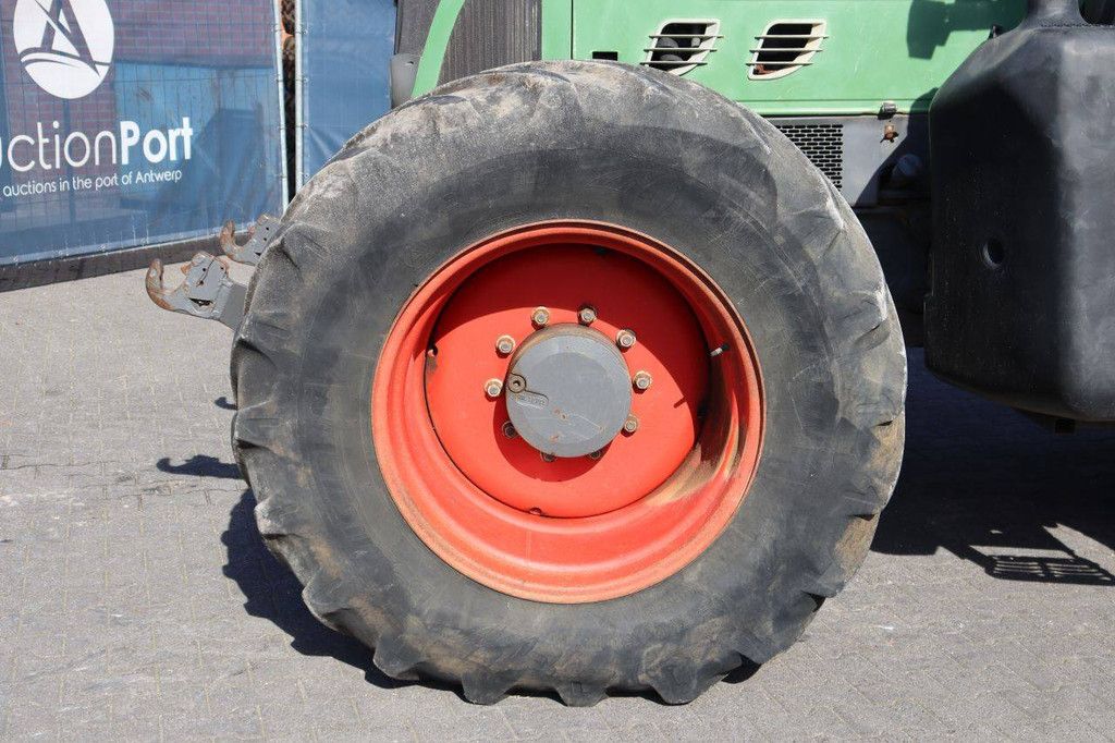 Tractor Fendt 820 Vario Diesel