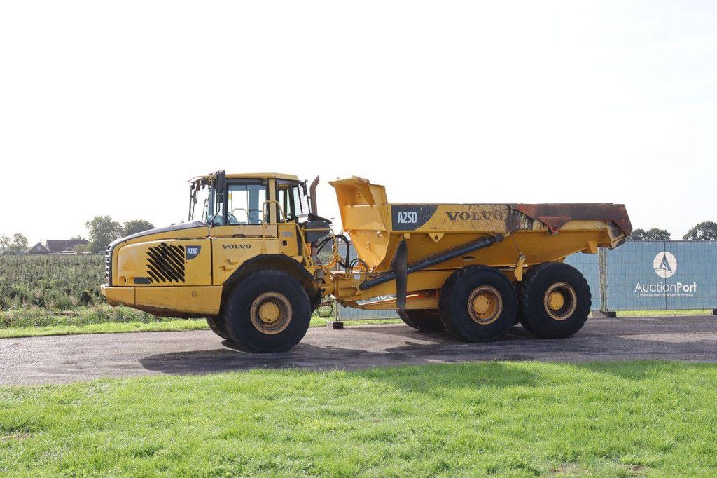 Dumper Volvo A25D Diesel 227kW 2002