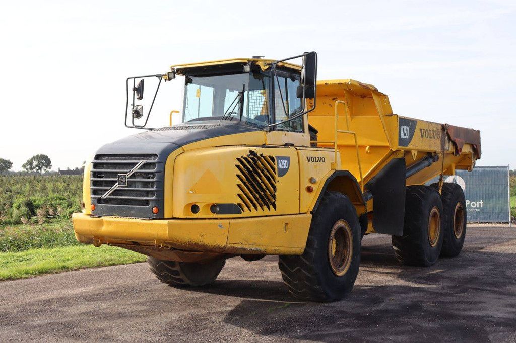 Dumper Volvo A25D Diesel 227kW 2002